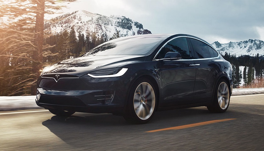 Электрокар Tesla Model X стал самым безопасным авто в своем классе