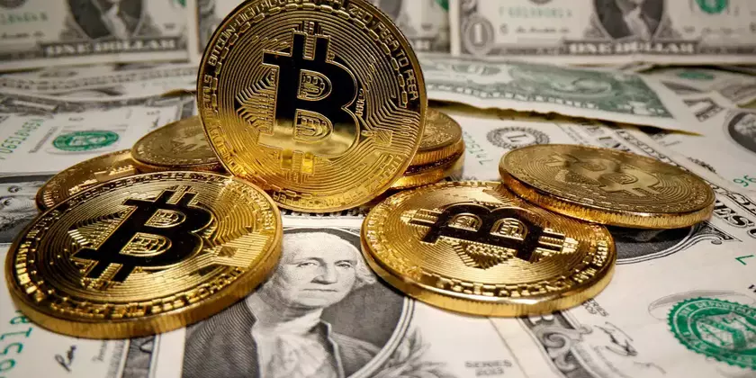 Внук нашёл на чердаке у бабушки старый компьютер с 12 Bitcoin на сумму $579 000