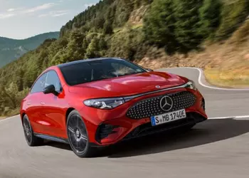 Mercedes CLA зарядился до 75% за 25 минут