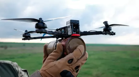 Український FPV-дрон пролетів рекордну відстань і вразив російську артилерійську систему "Гіацинт-С"