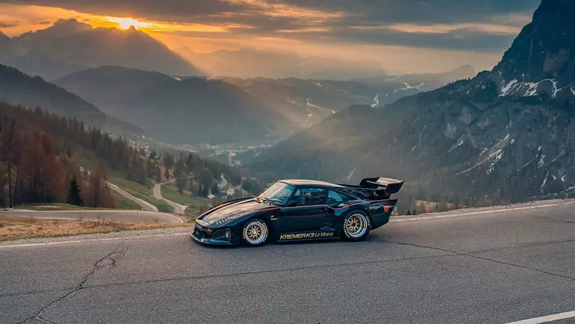 Эксклюзивный Porsche 935 Kremer K3 в серебристом цвете