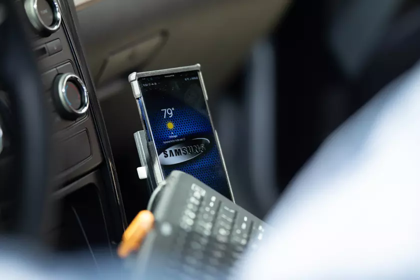 Полицейским из Чикаго выдадут смартфоны Samsung Galaxy