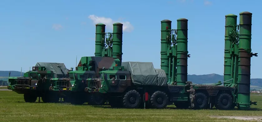 ВСУ показали редкое видео запуска ракеты с ЗРК С-300 для уничтожения дрона