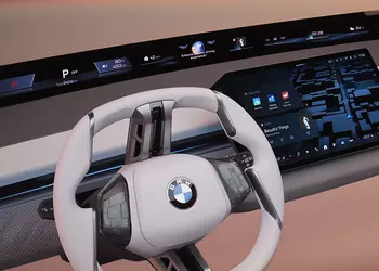 BMW has introduced a full-width panoramic windscreen system for Neue Klasse cars