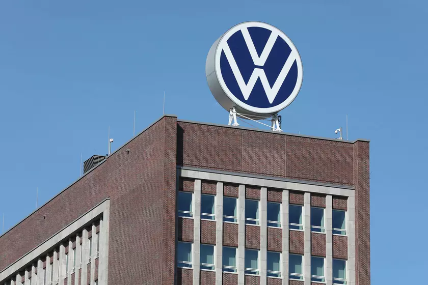 Угасание эпохи немецких авто: Volkswagen впервые за 87 лет планирует закрыть несколько заводов в Германии 