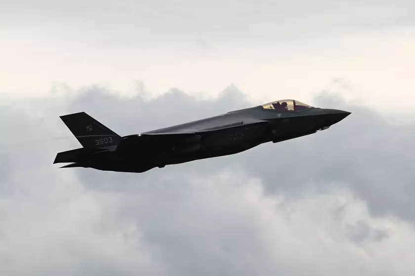 Истребитель F-35: Технологические возможности и новая эра в авиатехнике