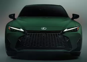 Lexus ограничил эксклюзивный зеленый IS 350 до 350 автомобилей