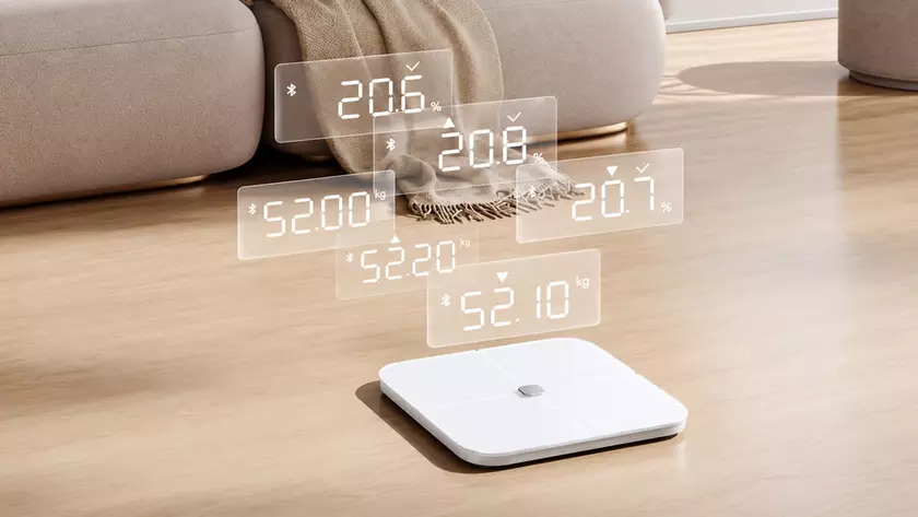 Умные весы Xiaomi на современной поверхности
