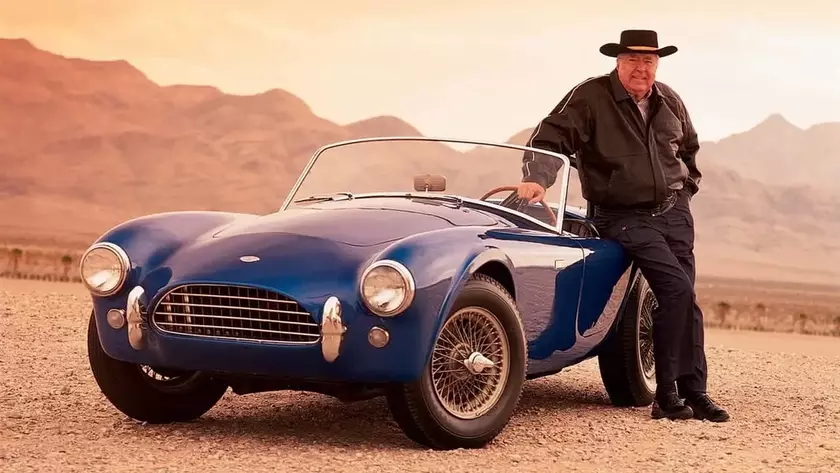 Первый прототип Shelby Cobra CSX2000