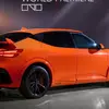 Превью изображения электрокроссовера Genesis GV60 Magma
