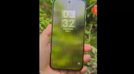 Huawei's Pura 90 Pro Max has a lock screen that looks see-through