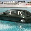 Знімок Rolls-Royce у воді