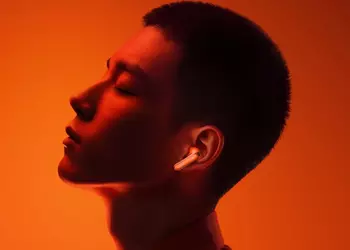 Huawei представила FreeBuds 7 — TWS-наушники с продвинутым AI-шумоподавлением, переводом речи во время звонков и повышенным комфортом