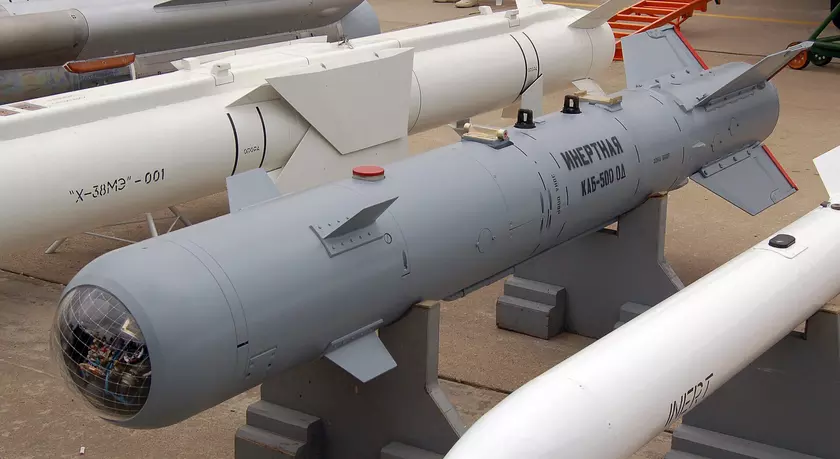 КАБ-500: Эволюция советских и российских управляемых авиабомб: Эволюция советских и российских управляемых авиабомб