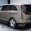 Mercedes-Benz VLE rear thumbnail