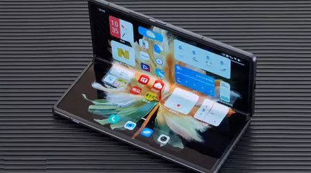 Microsoft is working on Surface Duo 3: it will be a device with a flexible screen in the style of Galaxy Fold 4 and OPPO Find N2