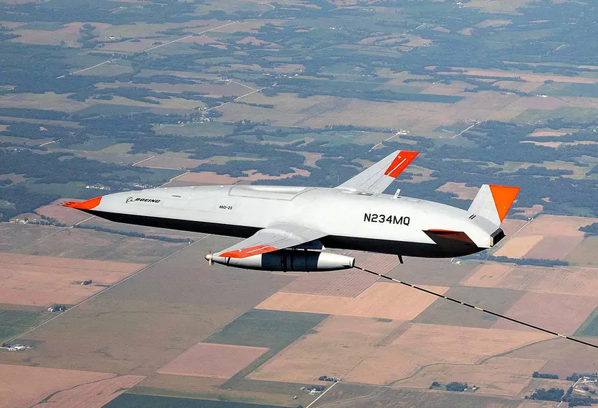 P-8A Poseidon успешно взял под своё управление дрон Boeing MQ-25 Stingray