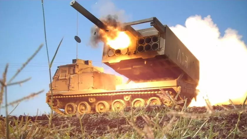 США увеличат поставки снарядов GMLRS для HIMARS, M270 MLRS и MARS II