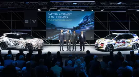 Seat and Cupra open a battery assembly plant in Spain for electric vehicles