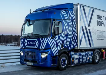 The road show was completed in temperatures as low as -19°C: the Renault Trucks Diamond Echo electric truck travelled 23,000 kilometres across Europe