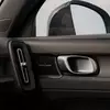 Прев'ю оновленого салону Volvo EX40