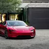 Задняя часть на предварительном виде Tesla Roadster