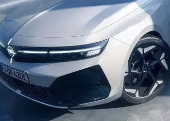 Opel Astra GSE Line: Когда хочется выглядеть быстрее, чем ты есть на самом деле
