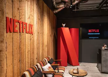 Зачем Netflix видеоигры и почему ей необязательно покупать создателей Witcher 3: Wild Hunt
