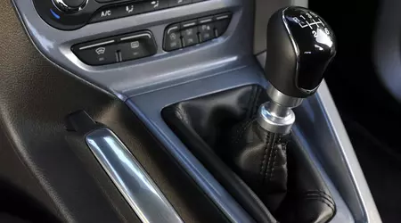 Ford has patented a mock-up of a manual gear shifter for electric cars