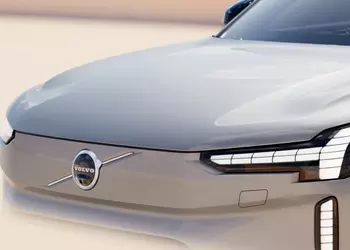 Volvo возвращает физические кнопки в салоны и обещает 13 новых моделей до 2030 года