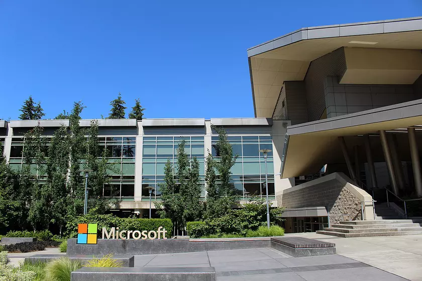 Работники Microsoft получат возможность взять неограниченный отпуск