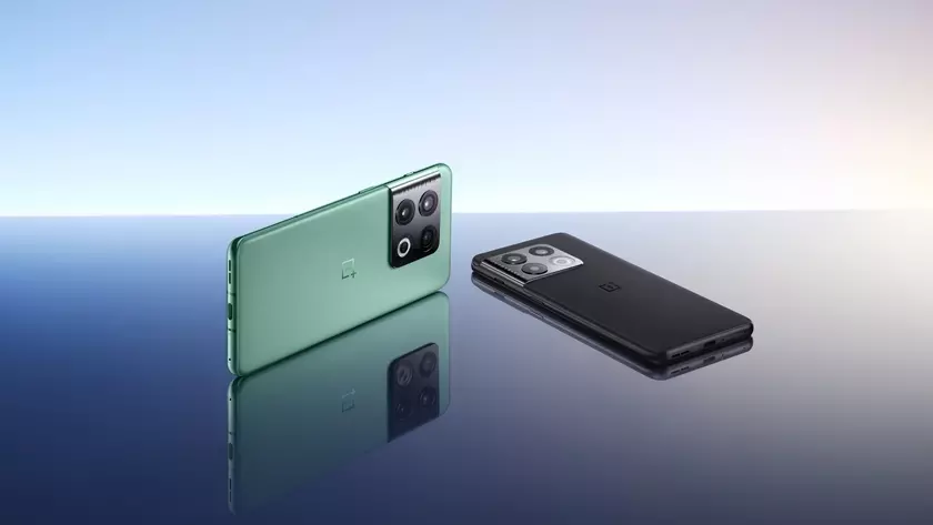 OnePlus 10 Pro и OnePlus 10R начали получать новую версию ПО