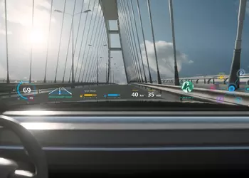 LG Chem and ZEISS will turn car windshields into huge holographic displays