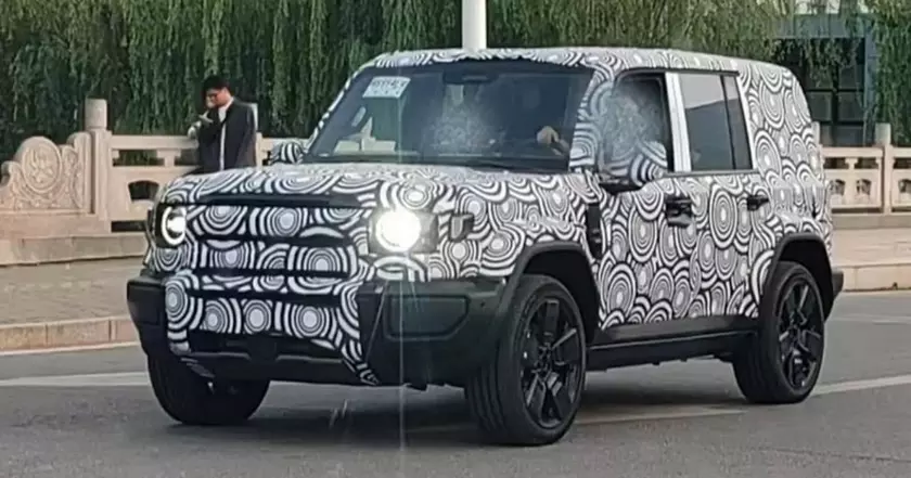 Тайна iCar SUV: Закамуфлированный дебют от Apple
