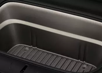 Tesla has started selling LED strip for the front boot of the Model 3 and Model Y