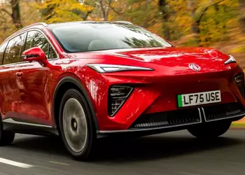 The new MG S6 EV is cheaper than the Skoda Enyaq and travels up to 530 km on a single charge
