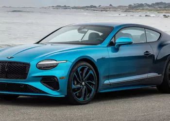 Bentley has abandoned the idea of becoming an all-electric car brand