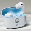 Фото білих Moto Buds 2 Plus