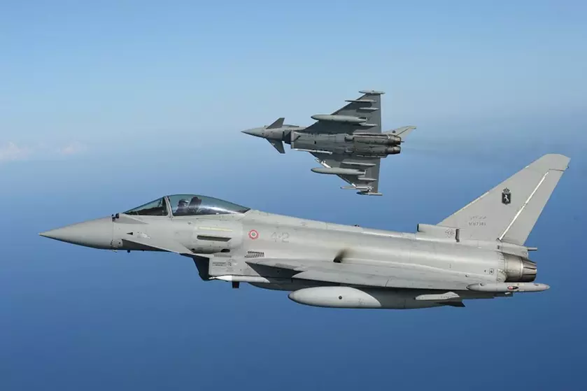 Eurofighter Typhoon установил рекорд непрерывного полёта во время самой продолжительной разведывательной миссии