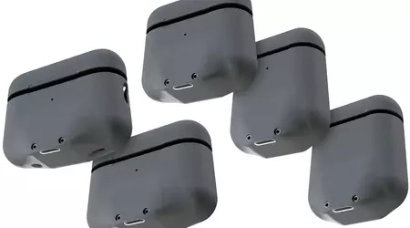 Цей чохол для навушників додає порт USB-C до старих AirPods з Lightning