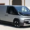 Миниатюра тест-драйва Kia PV5 WAV в городских условиях