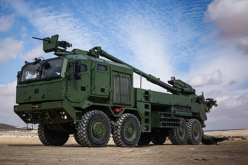 Бразилия ищет 36 самоходных гаубиц 155 мм – выбирают между ATMOS 2000, CAESAR и Archer