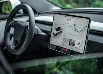 Tesla Full Self-Driving feature will soon be available by subscription only