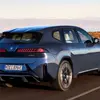 Інтер'єр BMW iX3 Long-Wheelbase