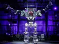 CEO Amazon продемонстрировал огромного человекоподобного робота