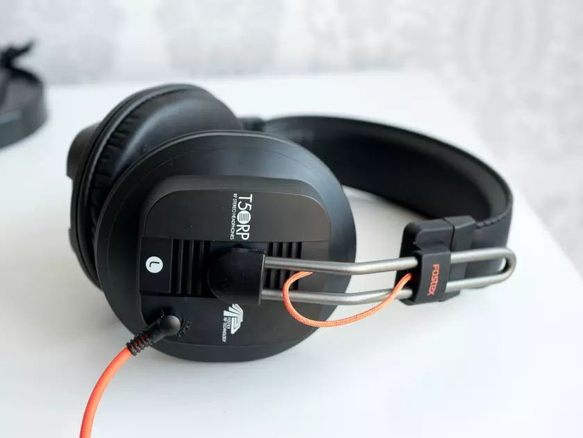 Убийцы гигантов? Обзор изодинамических наушников Fostex T50RP Mk3