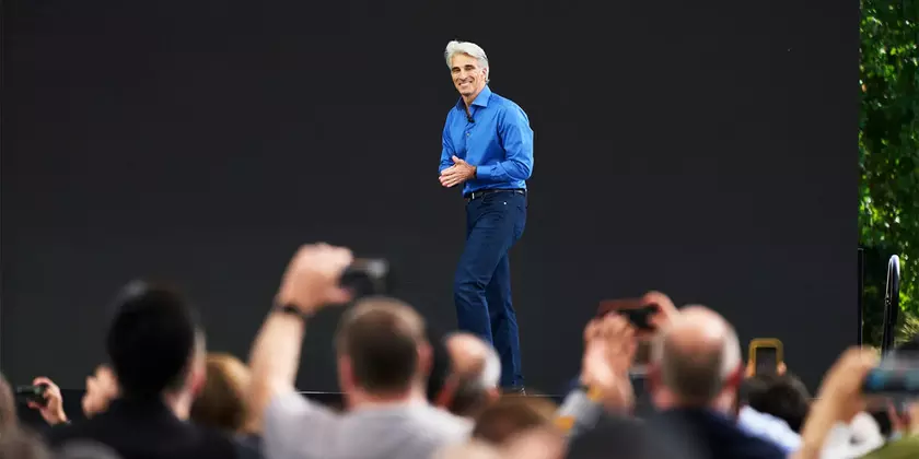 Старший вице-президент по разработке программного обеспечения Apple, Крейг Федериги высмеял компьютеры с искусственным интеллектом и планшеты с Windows