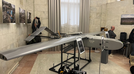 Україна презентувала ударний дрон FP-1, який здатний летіти на 1600 км