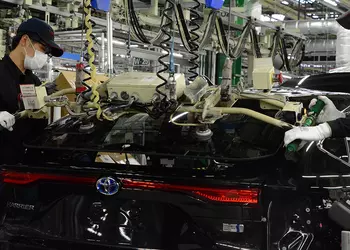 Toyota хочет выкупить ключевого поставщика за $42 млрд, - СМИ