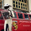 Передняя часть Porsche Experience Center в Сингапуре